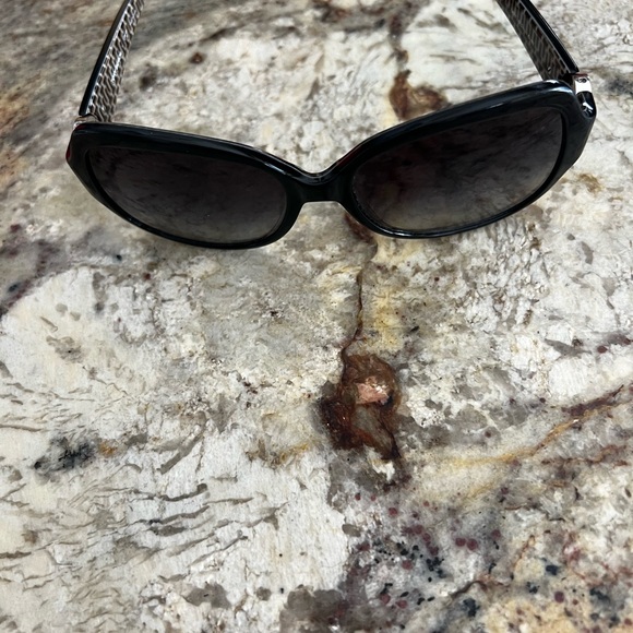 Tory Burch sunglasses - Picture 4 of 7